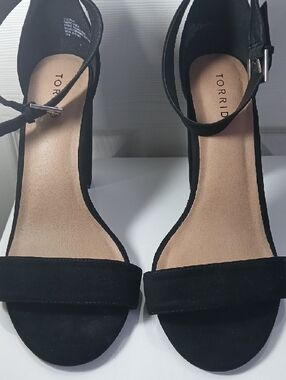 Torrid Black Suede Ankle-Strap Open-Toe Block Heels Size 10W
